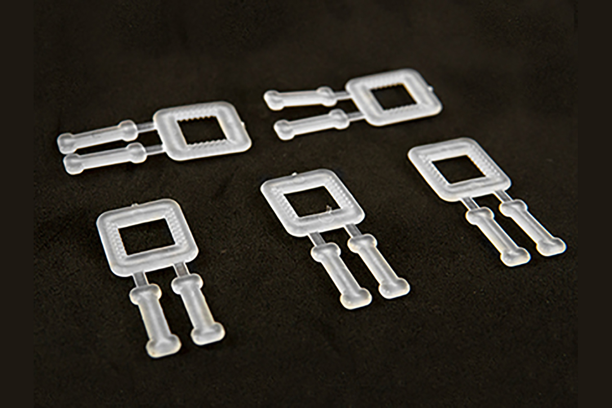 Fivelas de Plástico